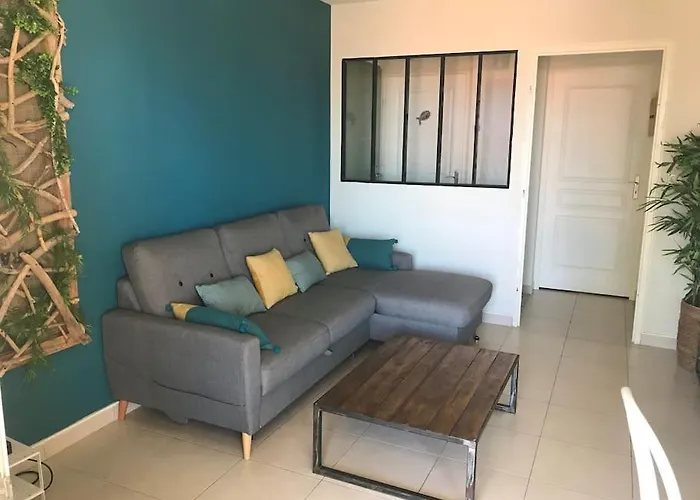 T2 2/6 P Clim Vue Piscine Parking Privé à Pied Apartamento