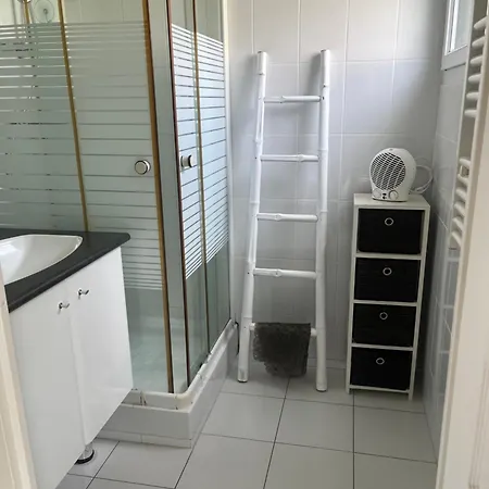 Apartmán T2 2/6 P Clim Vue Piscine Parking Prive A Pied Collioure